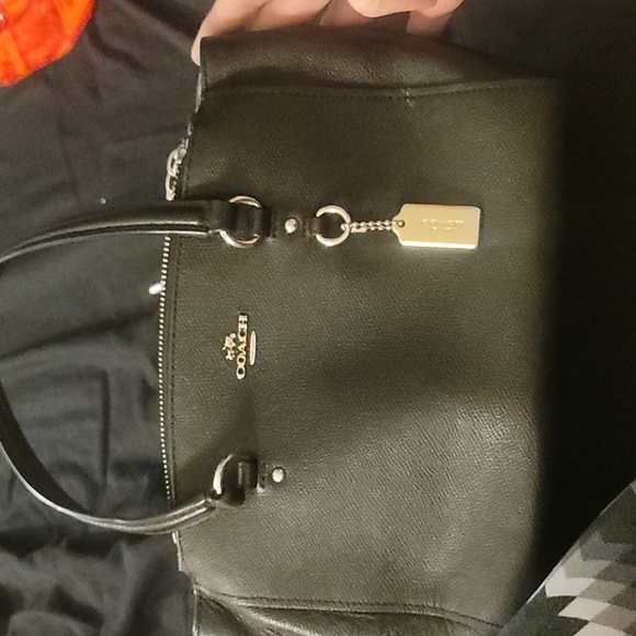 Coach F57527 small Margot Carryall, cross grain leather black satchel - Picture 7 of 7